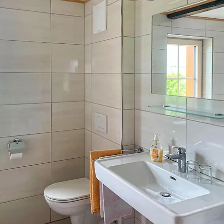 3 Bedroom Amazing In 아파트 아이히